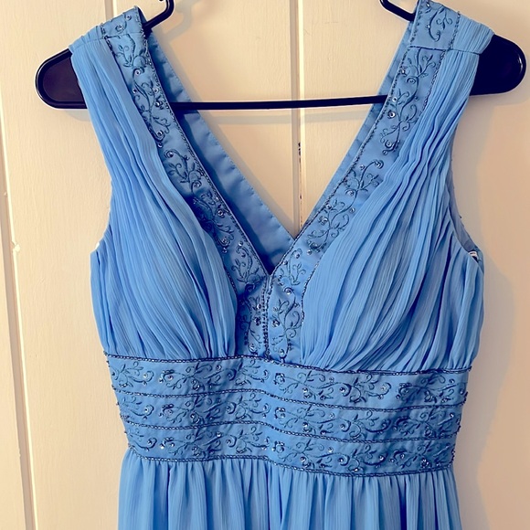 DAVIDS BRIDAL Blue Grecian Sleeveless V Neck Embroidered Midi Prom Dress 4 NWOT - Picture 4 of 12